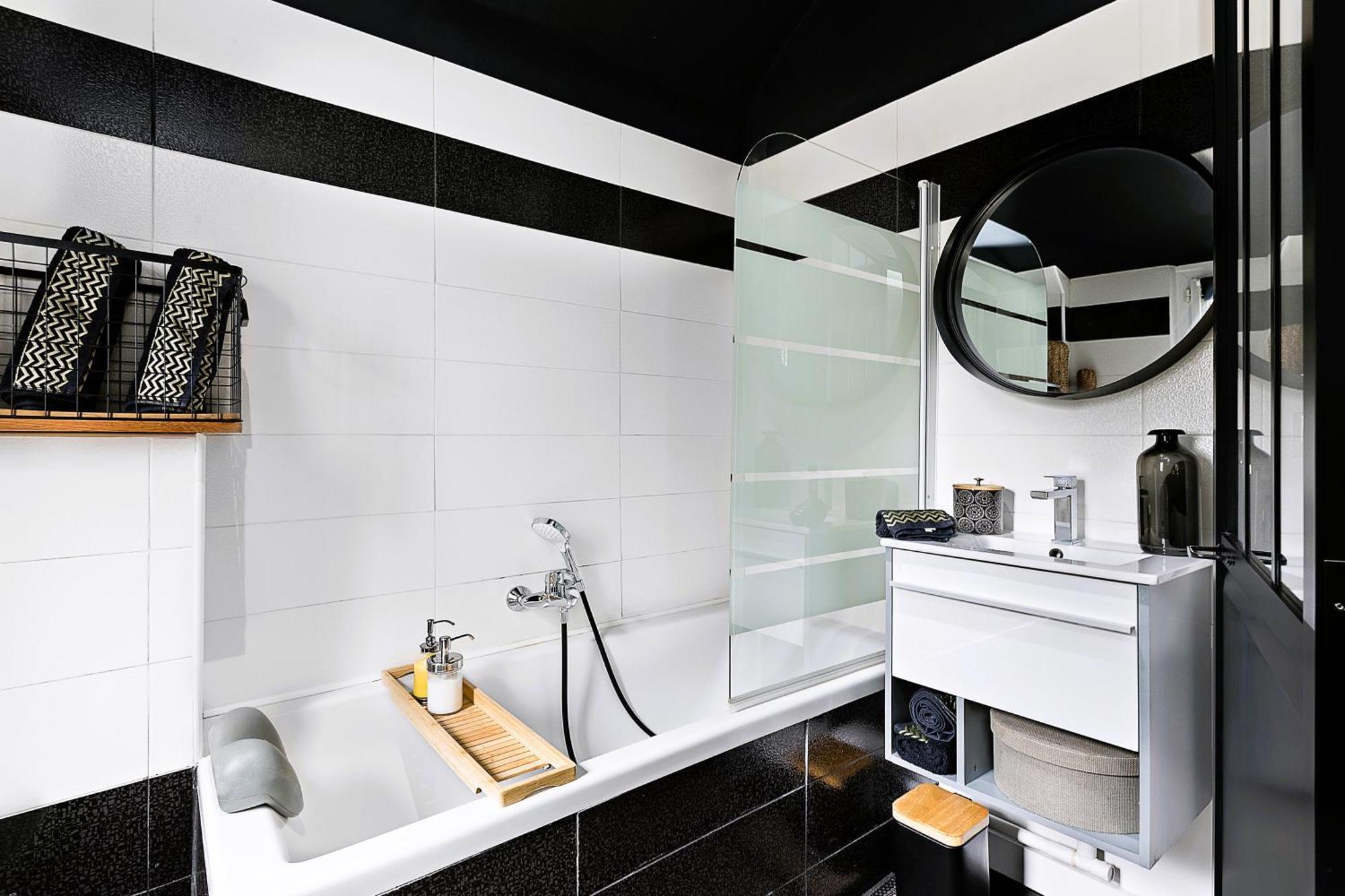 La Souche Apartment รูออง ภายนอก รูปภาพ